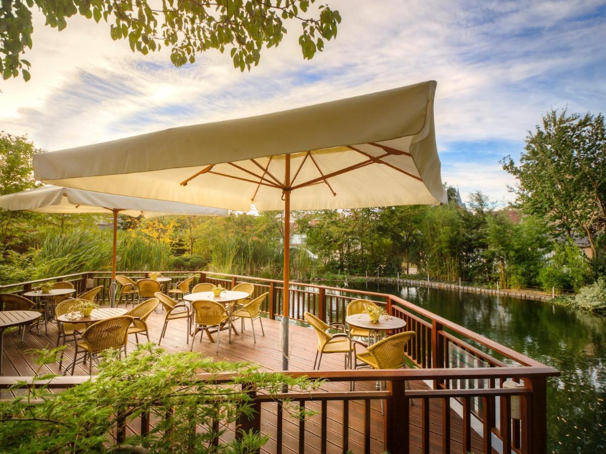Germania Hotel Am Schlosspark Meyenburg  ภายนอก รูปภาพ